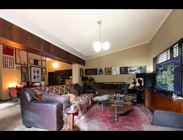 5 BEDROOM HOUSE FOR SALE IN VREDELUST
